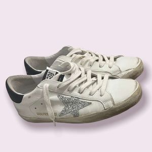 GOLDEN GOOSE